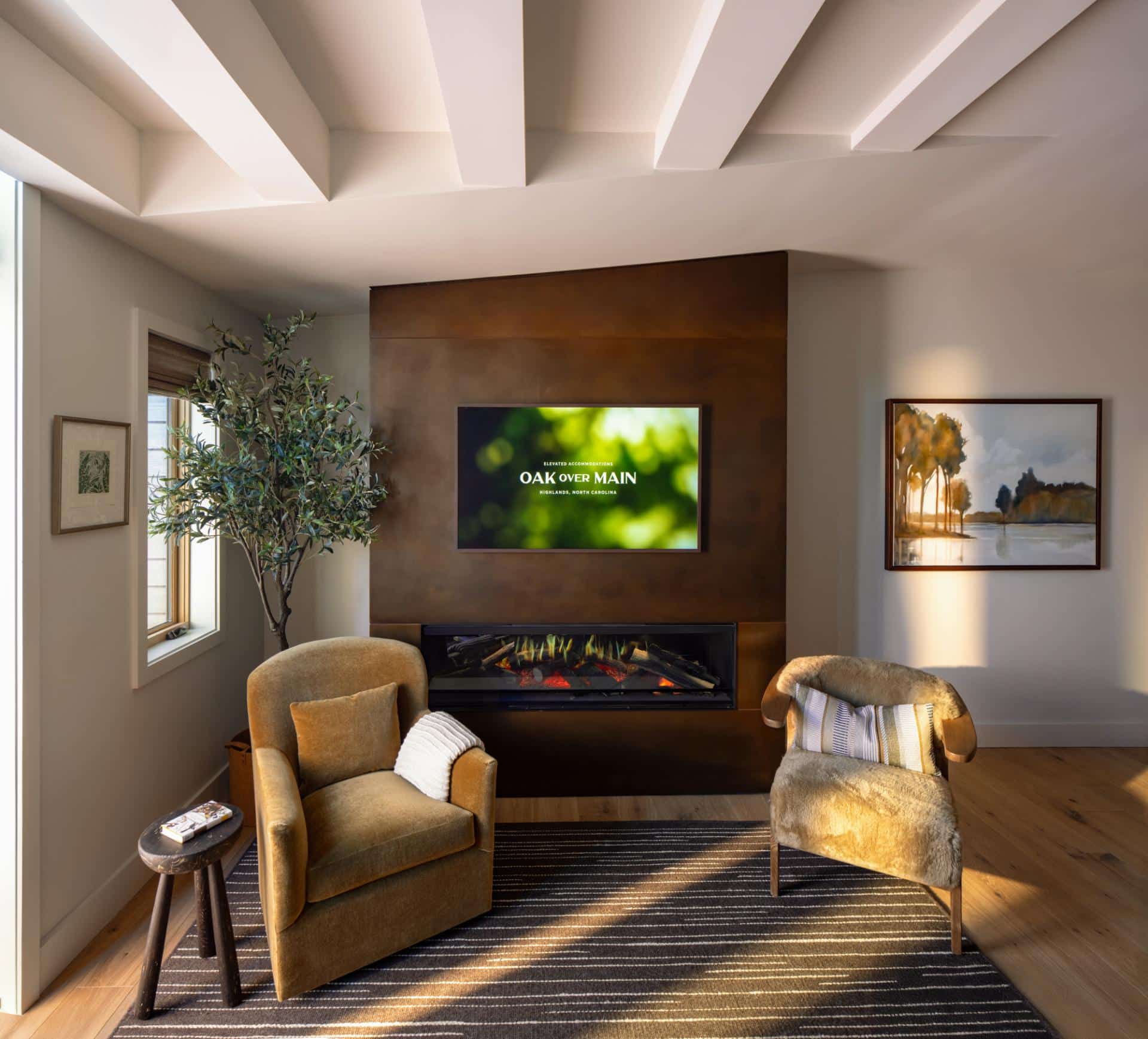 C. Living Room 3 - Oak Over Main -58