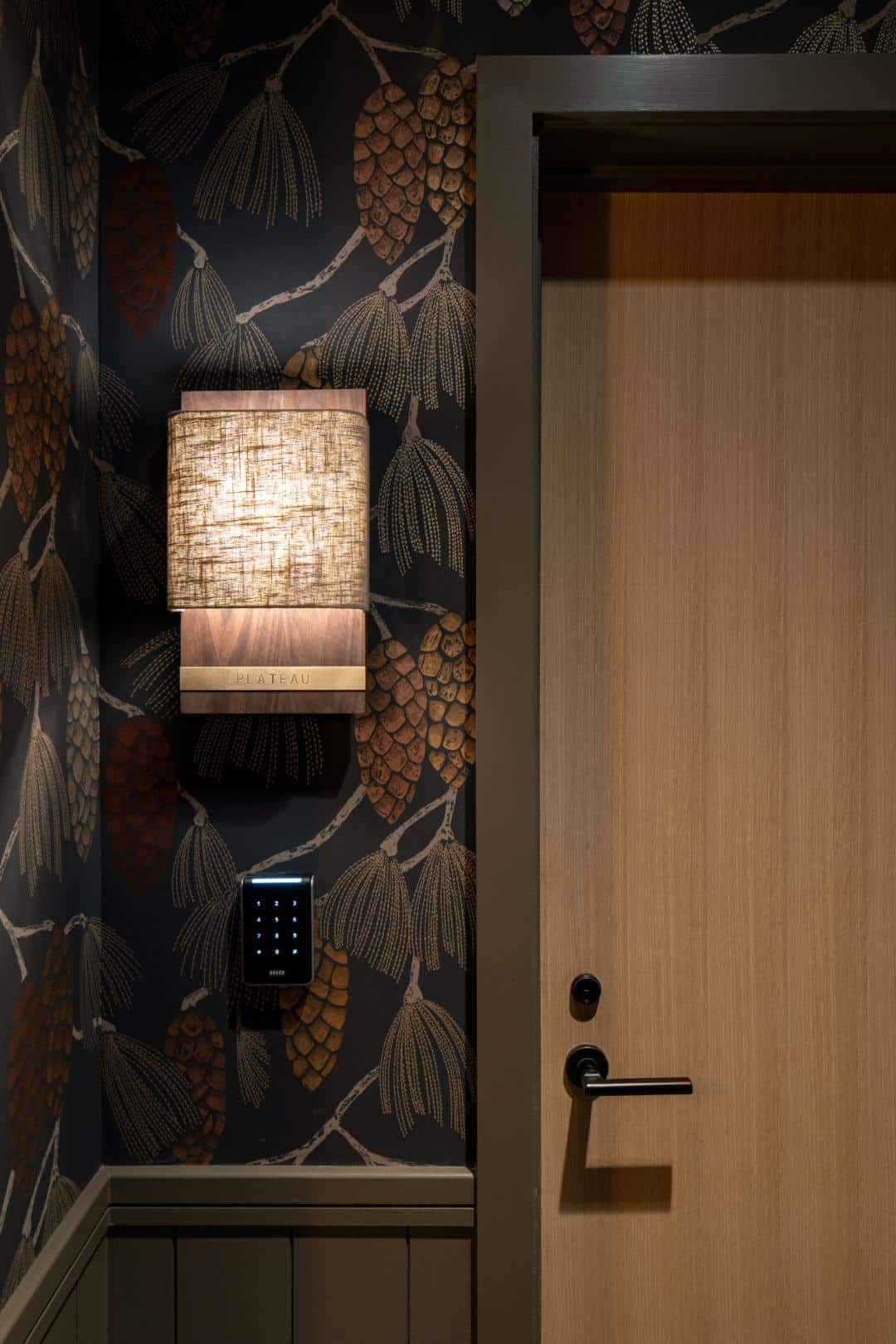 F. Hallway Lobby 2 - Oak Over Main Detail-45