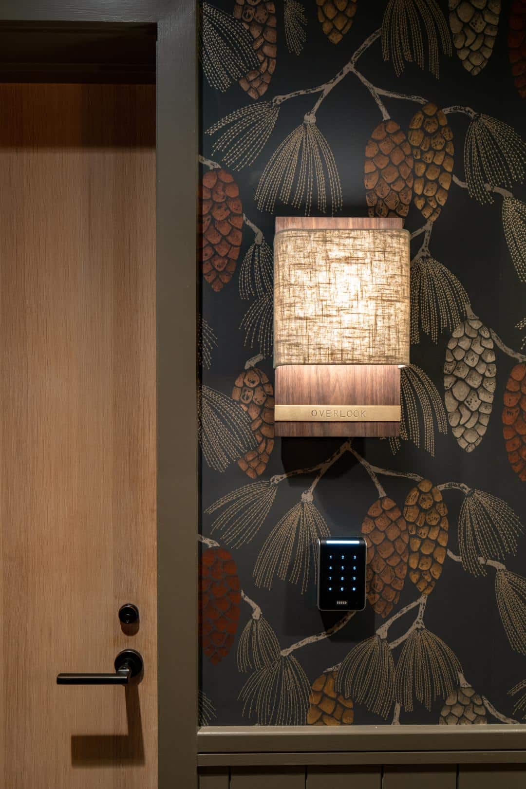J. Overlook Entry Lobby Hall Door- Oak Over Main Detail-43